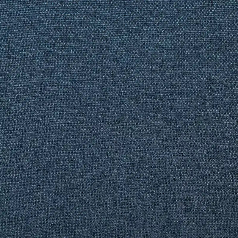 Fauteuil club contemporain en tissu Brice avec garniture cloutée
